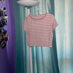 •pink/white striped crop top•